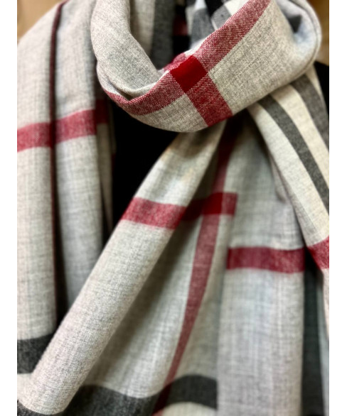 Палантин в клетку Burberry с небольшой бахромой
