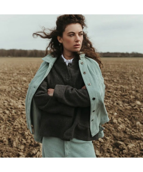 Вельветовый жакет изумрудного цвета
